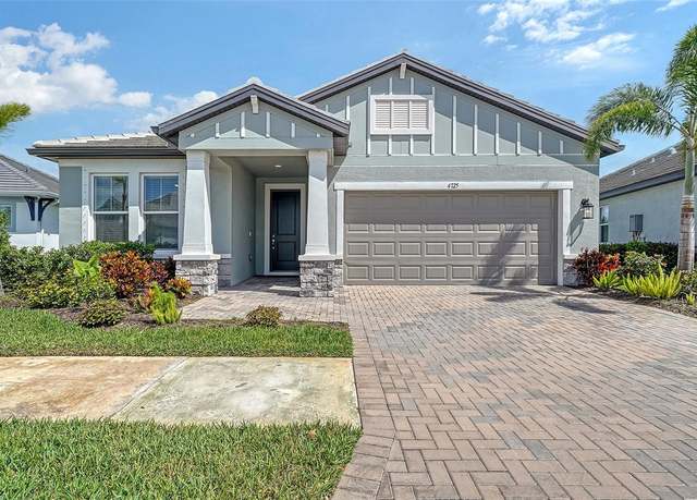 Property at 4725 Antrim Dr, Sarasota, FL 34240, 3 beds, 3 baths