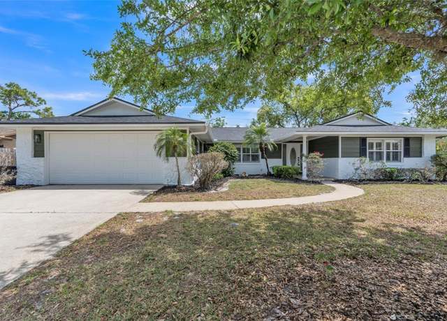 Property at 116 E Cottesmore Cir, Longwood, FL 32779, 4 beds, 2.5 baths