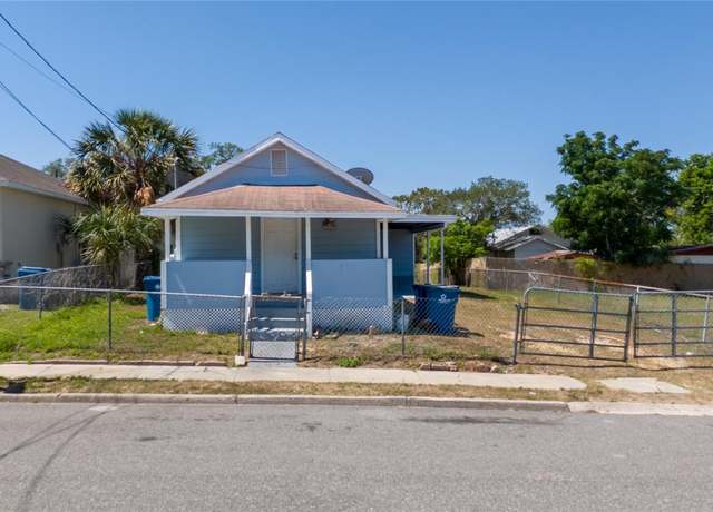 Property at 31 Cedar St, Haines City, FL 33844, 3 beds, 2 baths