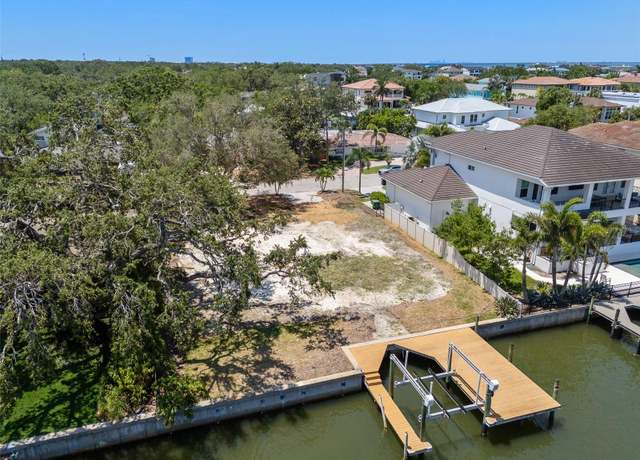 Property at 4927 W San Rafael St, Tampa, FL 33629