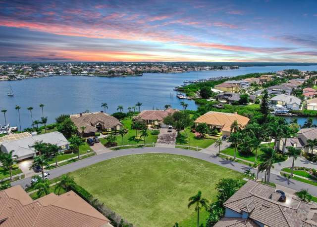 Property at 6424 Rubia Cir, Apollo Beach, FL 33572