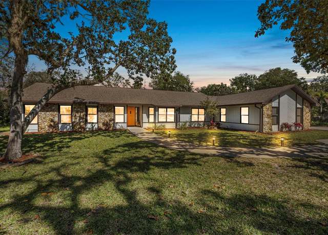 Property at 6247 Palomino Cir, Port Orange, FL 32127, 4 beds, 2.5 baths