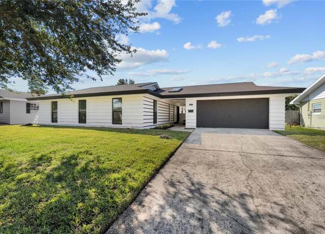 Property at 607 Dunblane Dr, Winter Park, FL 32792, 4 beds, 2.5 baths