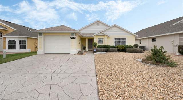 Photo of 827 Challenger Ave, Davenport, FL 33897