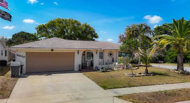Photo of 8600 Briar Patch Dr, Port Richey, FL 34668