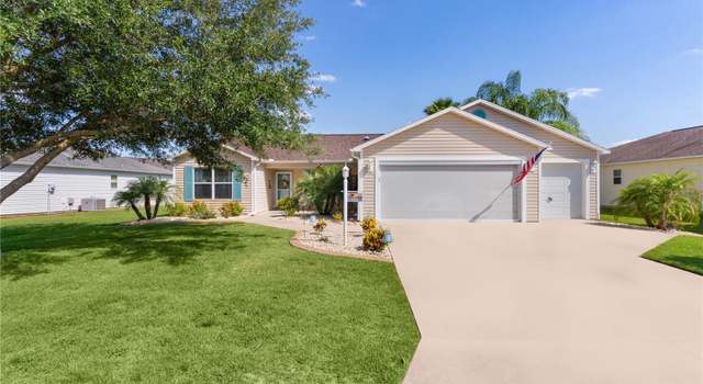 Photo of 898 Abaco Path, The Villages, FL 32163