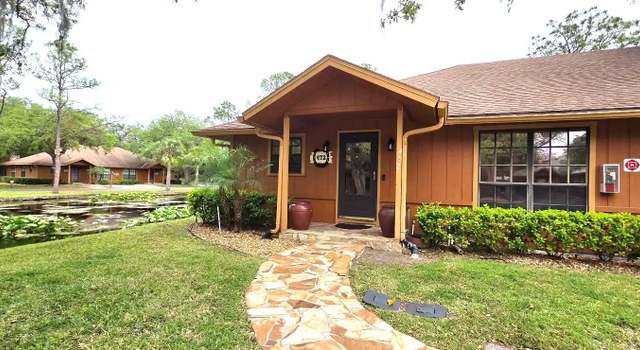 Photo of 472 Blue Heron Cir, River Ranch, FL 33867
