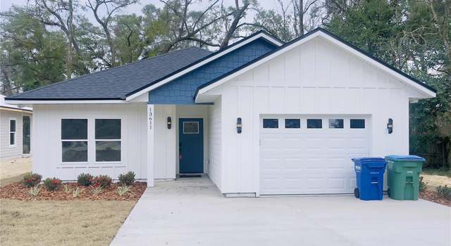 Photo of 13611 NW 151st Pl, Alachua, FL 32615