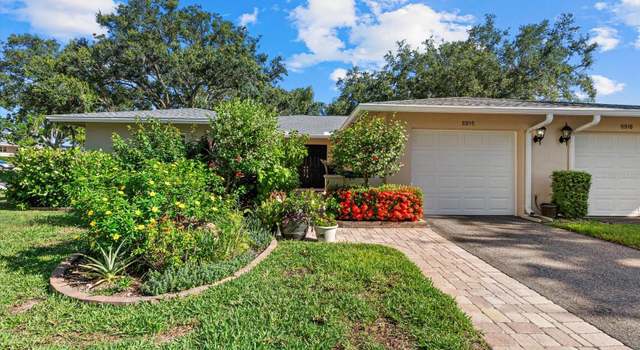 Photo of 6916 W Country Club Dr N Unit 9B, Sarasota, FL 34243