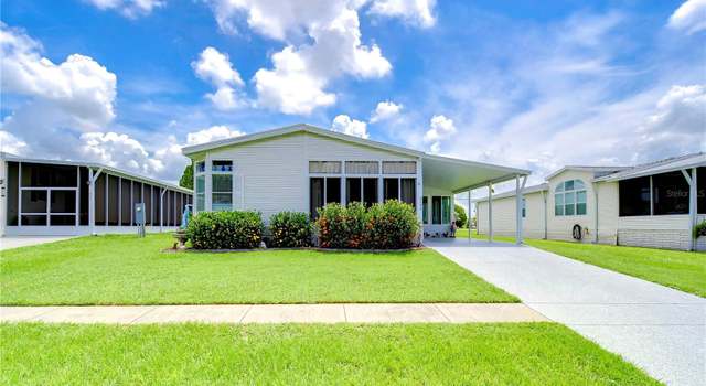 Photo of 6048 Ridgeway Dr, Zephyrhills, FL 33542