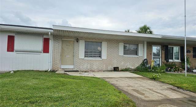 Photo of 5105 Tulip St N #15, Pinellas Park, FL 33782