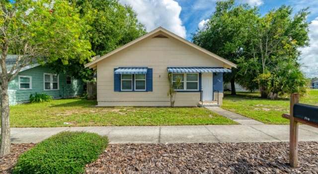Photo of 111 E Caroline St, Tavares, FL 32778