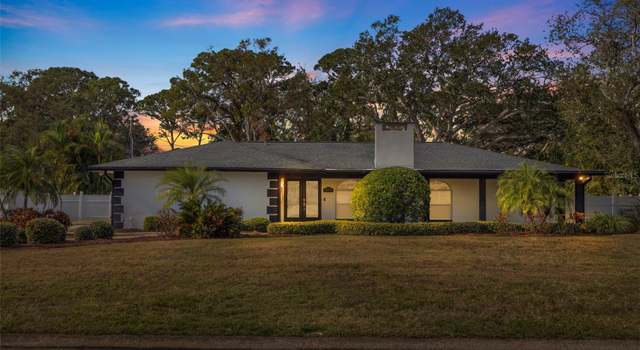 Photo of 2000 80th St N, St Petersburg, FL 33710