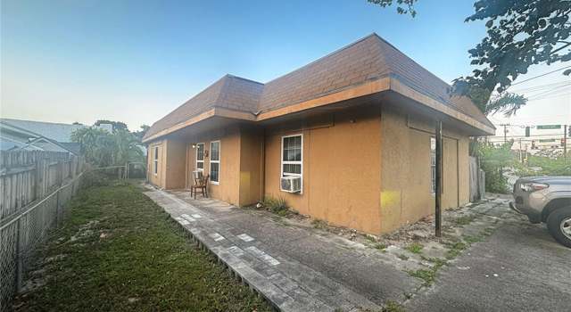 Photo of 621 Nottingham Blvd, West Palm Beach, FL 33405