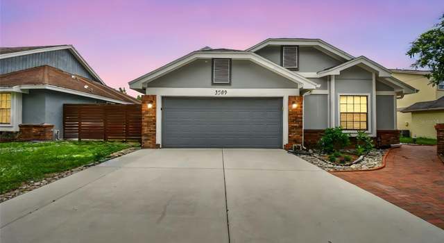 Photo of 3509 Exeter Ct, Orlando, FL 32812