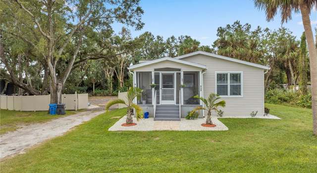 Photo of 6125 Cedar Ave, Gibsonton, FL 33534