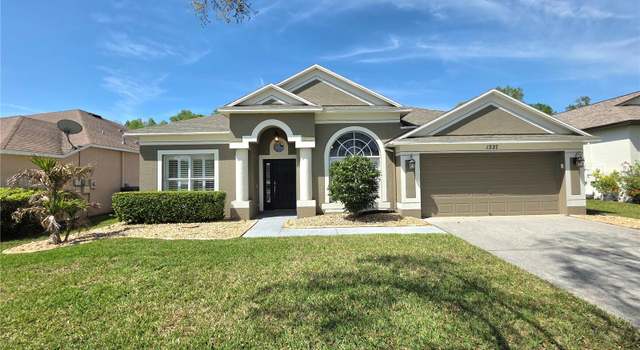 Photo of 1227 Big Creek Dr, Wesley Chapel, FL 33544