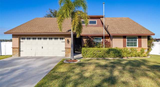 Photo of 241 Lake Thomas Dr, Winter Haven, FL 33880