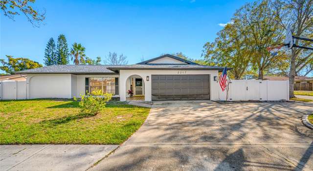 Photo of 2217 Stacy Ct, Dunedin, FL 34698