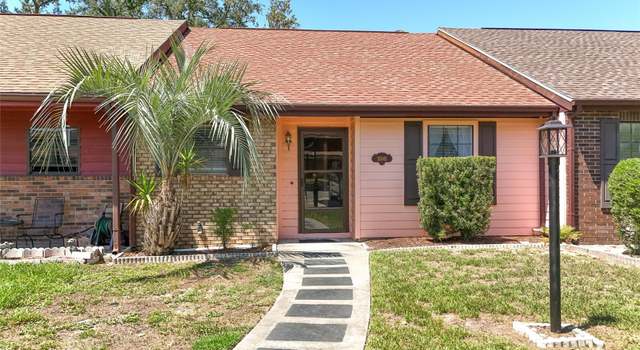 Photo of 35145 Whispering Oaks Blvd, Dade City, FL 33523