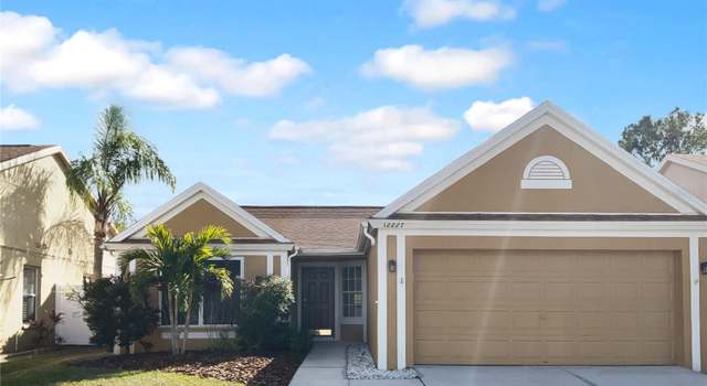 Photo of 12227 Dawn Vista Dr, Riverview, FL 33578