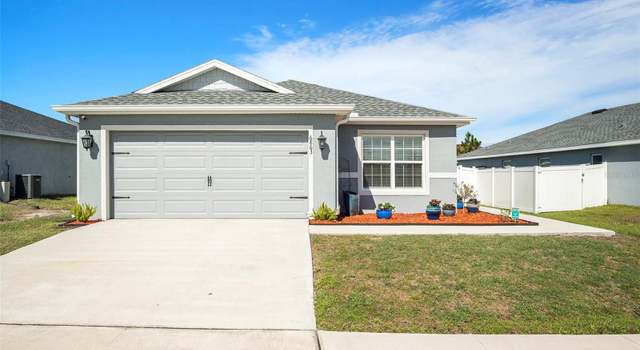 Photo of 6863 Hanworth Ln, Zephyrhills, FL 33541