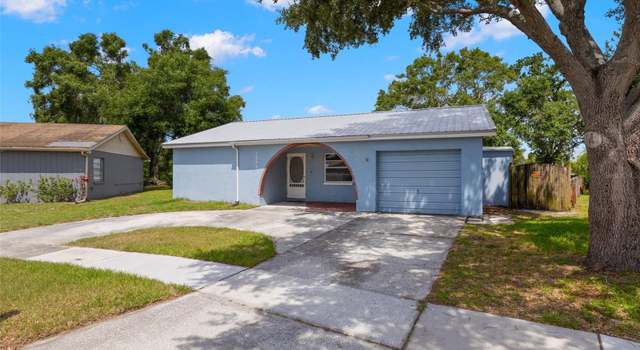 Photo of 1035 Axlewood Cir, Brandon, FL 33511