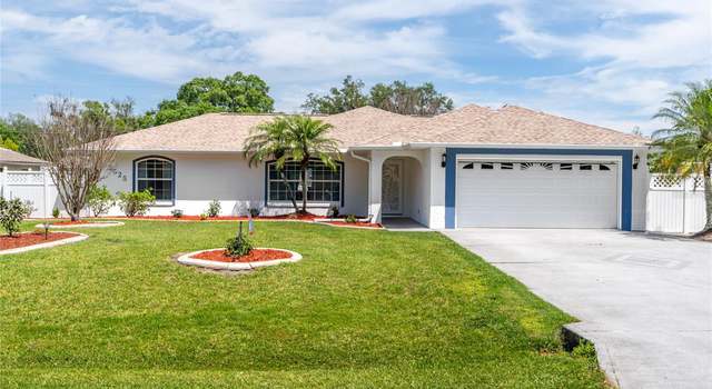Photo of 2525 Queen Palm Dr, Edgewater, FL 32141