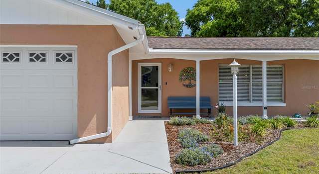 Photo of 33 Blyth Pl, Palm Coast, FL 32137
