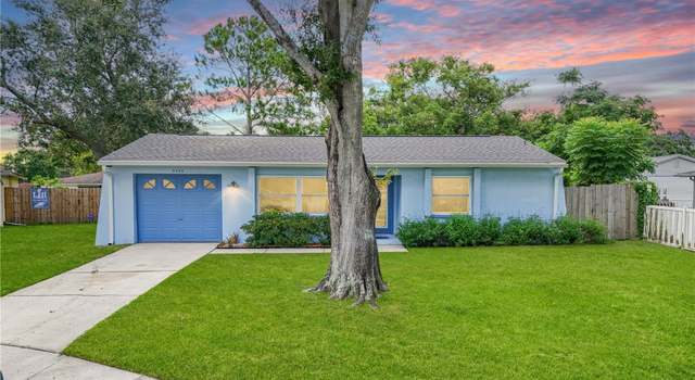 Photo of 6403 Oakwood Ct N, Pinellas Park, FL 33782