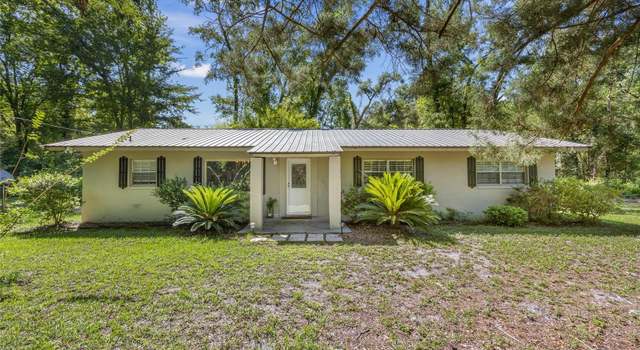 Photo of 4923 SW Ichetucknee Ave, Fort White, FL 32038