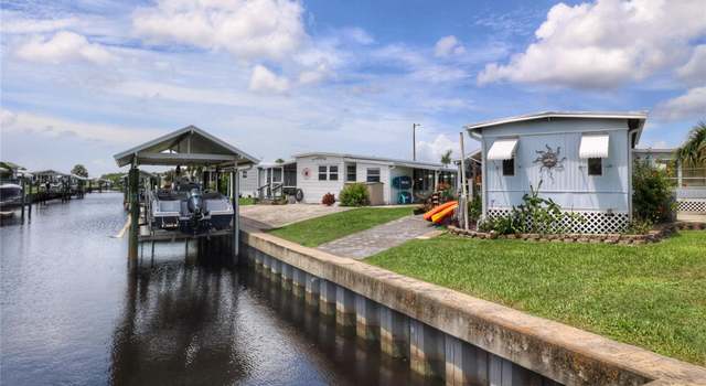 Photo of 126 S Saint Thomas Cir, Apollo Beach, FL 33572