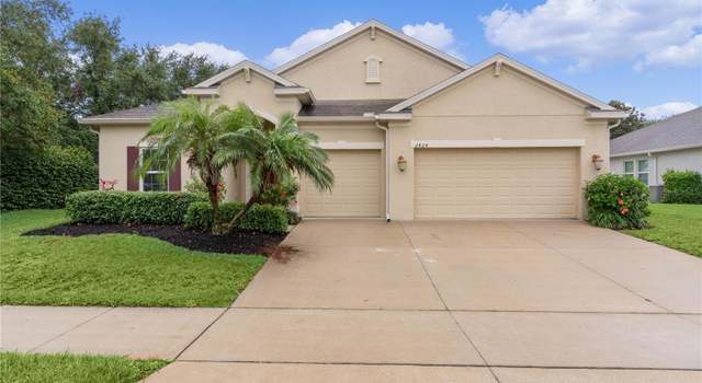 Photo of 2424 Plumadore Dr, Grand Island, FL 32735