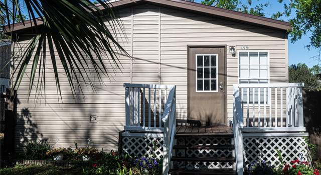Photo of 12720 Four Oaks Rd, Tampa, FL 33624