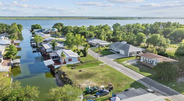 Photo of 411 Lagoon Ct, Kenansville, FL 34739
