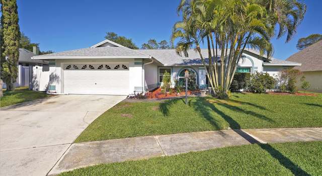Photo of 5519 Bent Oak Dr, Titusville, FL 32780
