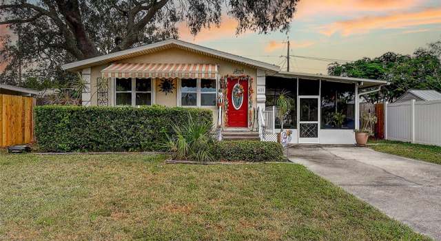 Photo of 621 Northwest Blvd N, St Petersburg, FL 33702