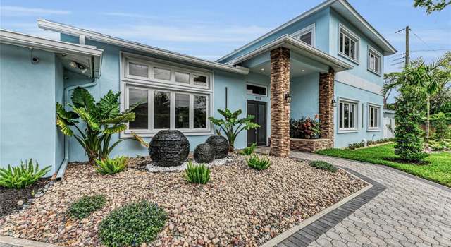Photo of 4153 Camino Real, Sarasota, FL 34231