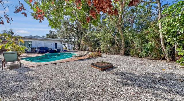 Photo of 1003 Patterson Dr, Sarasota, FL 34234