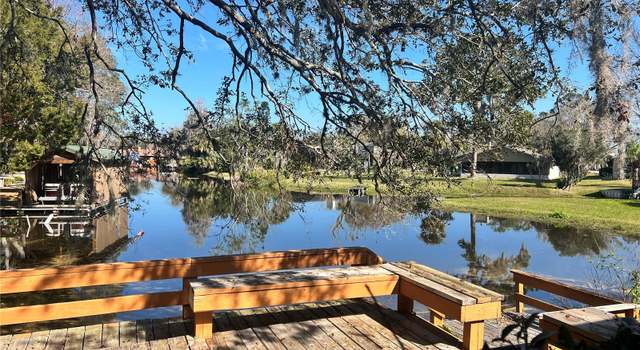 Photo of 208 First St, Tavares, FL 32778