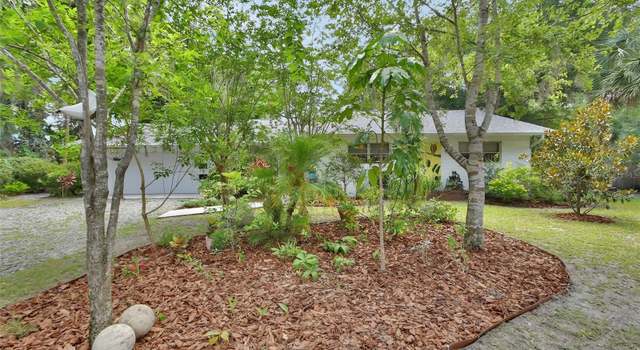 Photo of 319 N Salisbury Ave, Deland, FL 32720