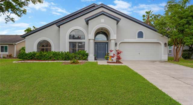 Photo of 1806 Powder Ridge Dr, Valrico, FL 33594