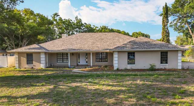 Photo of 10100 Canterbury Dr, Leesburg, FL 34788