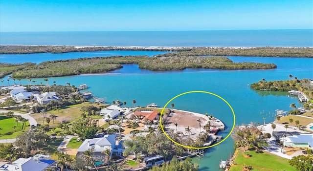Photo of 105 Green Dolphin Dr, Placida, FL 33946