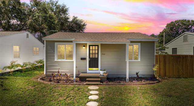 Photo of 744 53rd Ter N, St Petersburg, FL 33703