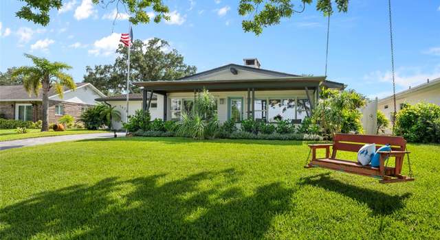Photo of 1402 S Riverside Dr, New Smyrna Beach, FL 32168