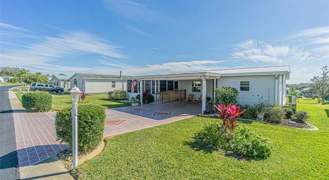 Photo of 37532 New Horizons Blvd, Zephyrhills, FL 33541