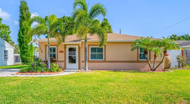 Photo of 4721 W Lawn Ave, Tampa, FL 33611