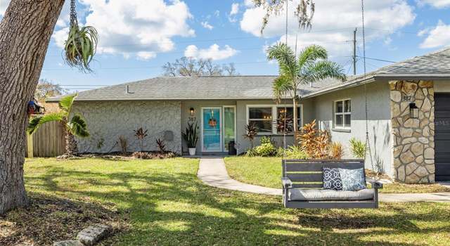 Photo of 387 Dorchester Dr, Venice, FL 34293