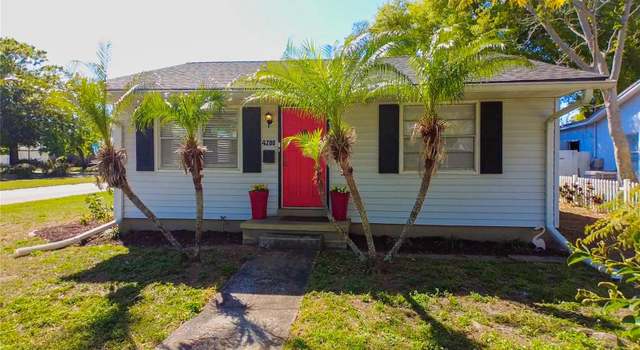 Photo of 4200 Queen St N, St Petersburg, FL 33714